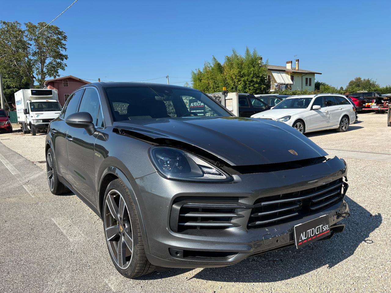 Porsche Cayenne 3.0 V6 E-Hybrid Platinum Edition