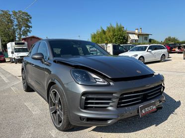 Porsche Cayenne 3.0 V6 E-Hybrid Platinum Edition