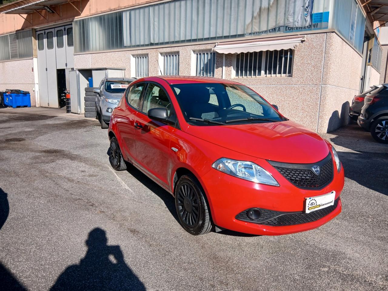 Lancia Ypsilon 1.2 69 CV 5 porte S&S Gold
