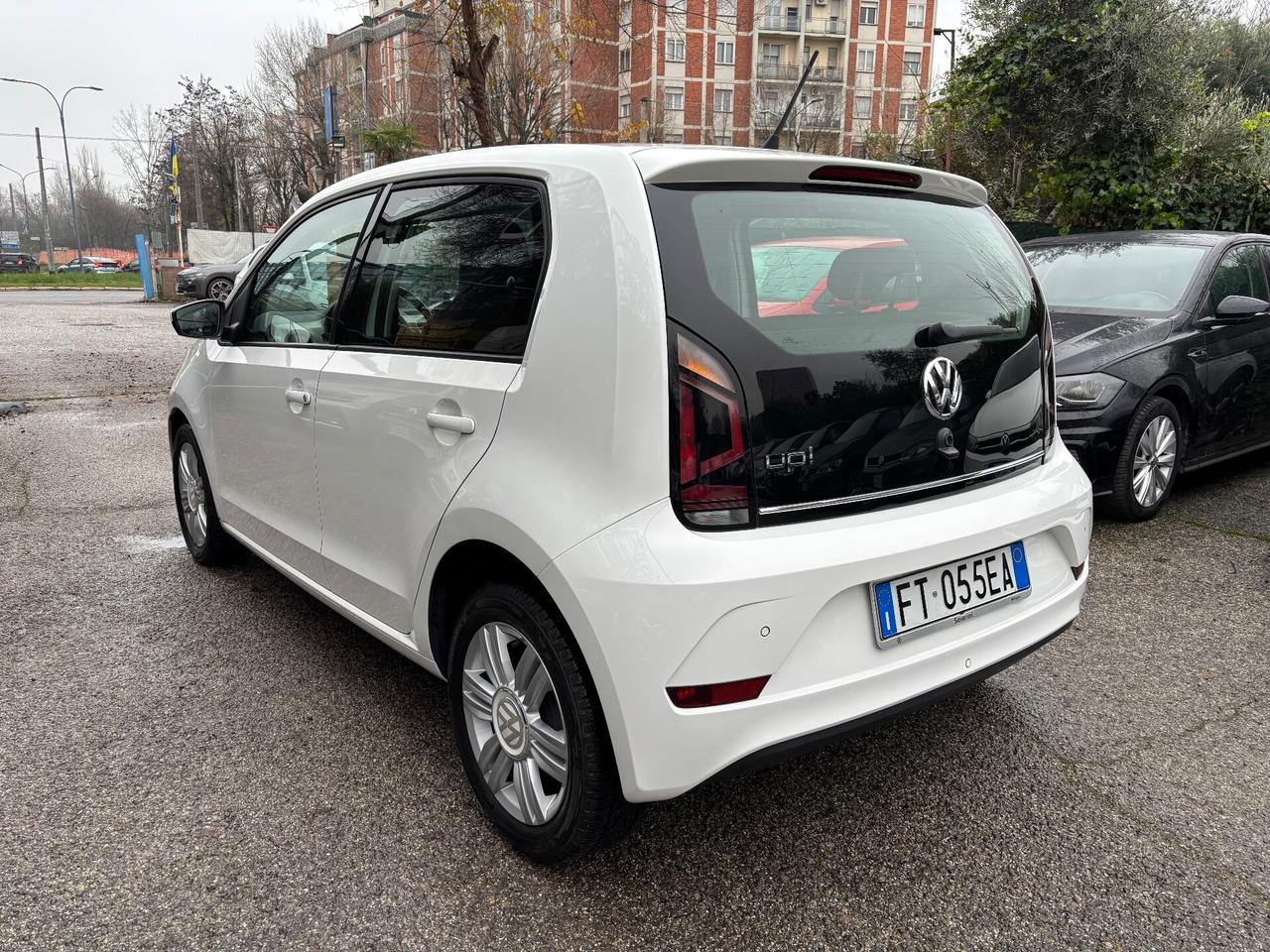 Volkswagen up! 1.0 5p. highUP! OK NEOPATENTATI