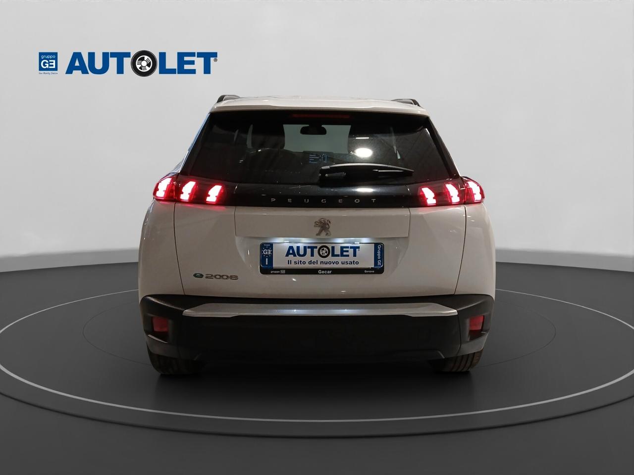 Peugeot 2008 motore elettrico 136 CV Allure