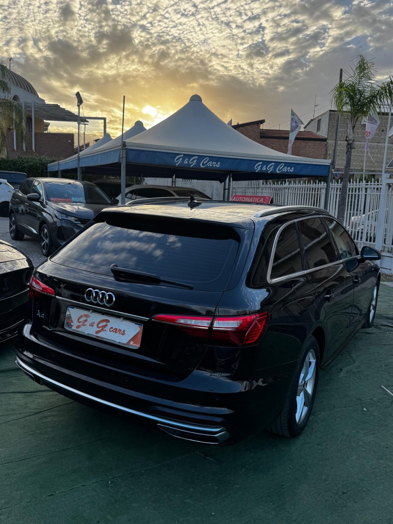 Audi A4 Avant 30 TDI S tronic S line edition