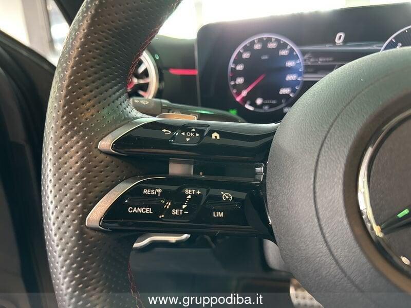 Mercedes-Benz Classe A - W177 2023 A 180 d AMG Line Premium auto