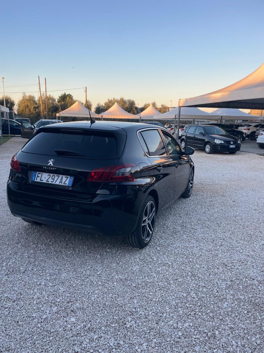 PEUGEOT - 308 - BlueHDi 120 S&S EAT6 GT Line