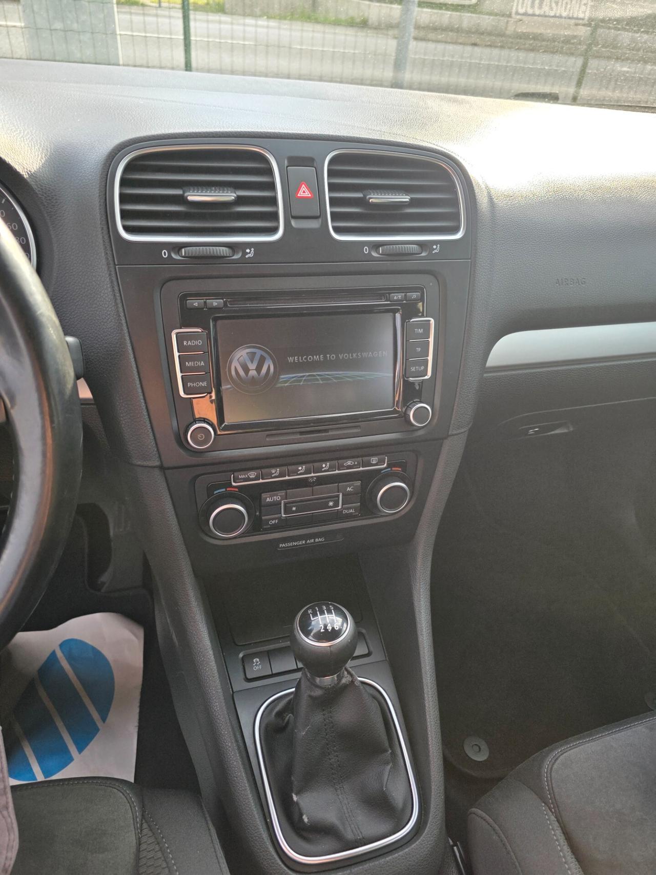 Volkswagen Golf Variant 2.0 TDI con gancio traino