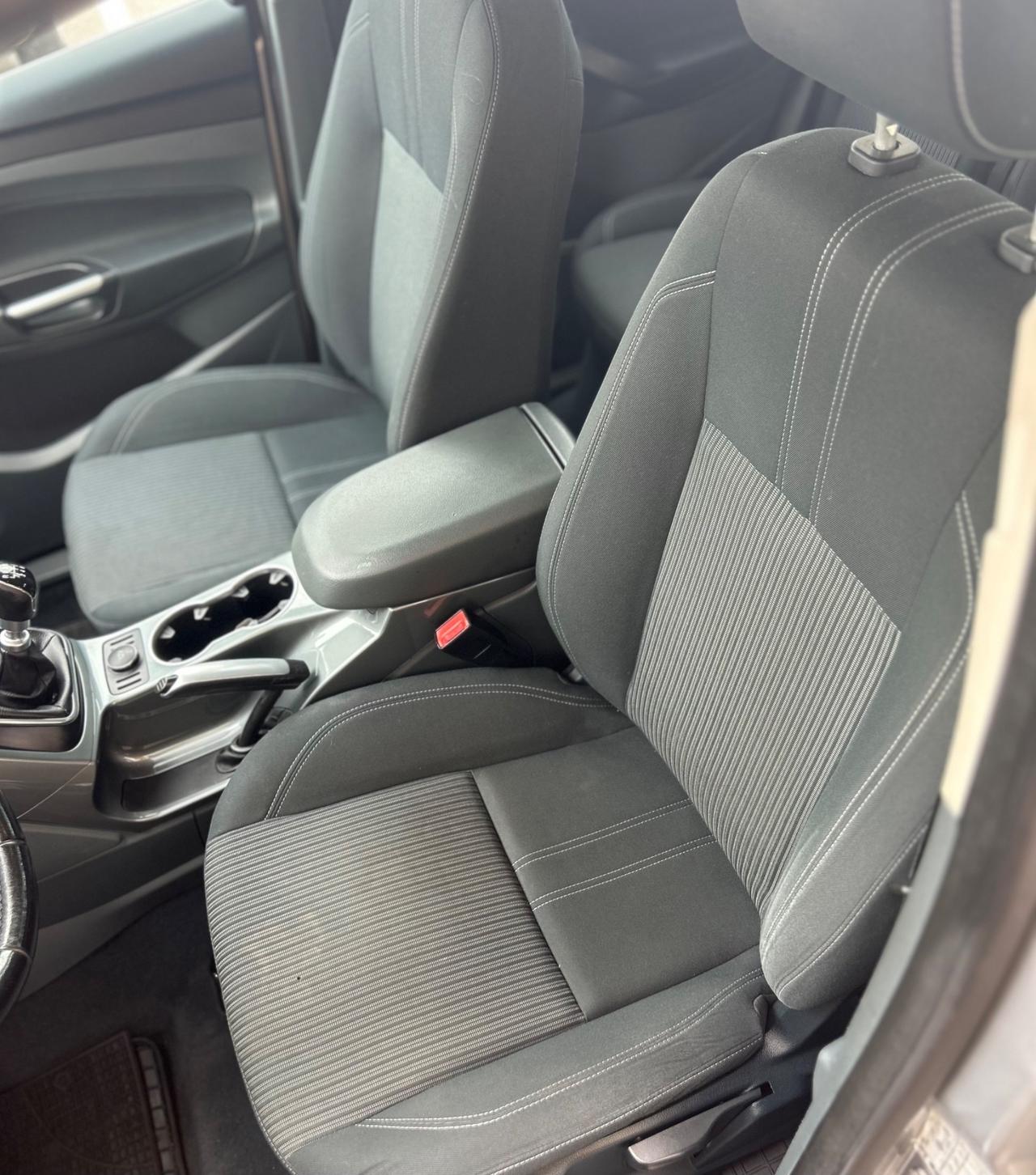 Ford C-Max Titanium Business Neopatentati 2015