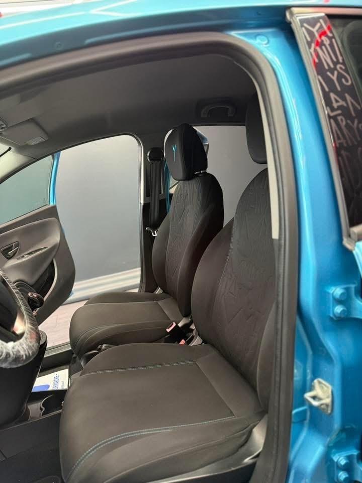 Lancia Ypsilon 0.9 Ben/Metano 84 cv Elefantino 12/2013