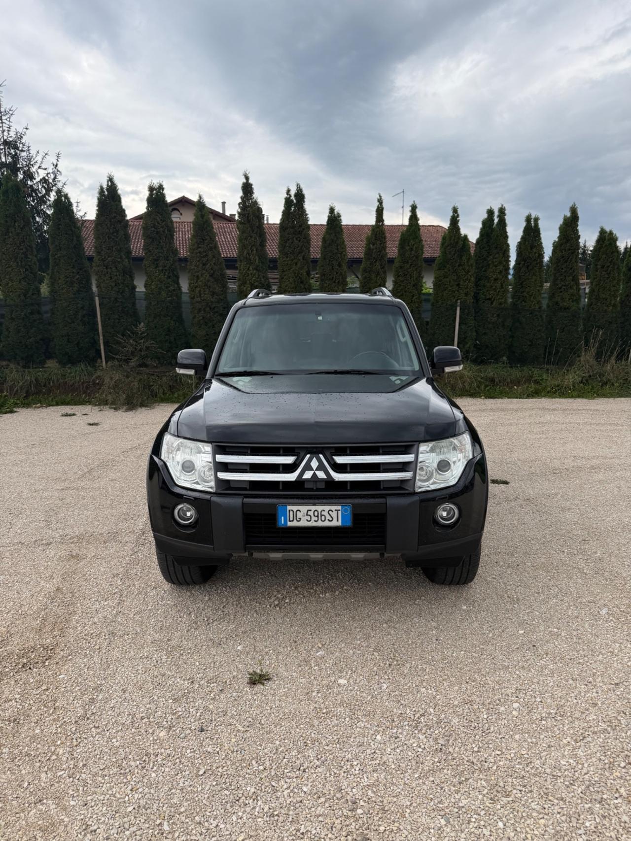 Mitsubishi Pajero 3.2 DI-D 16V aut. 3p