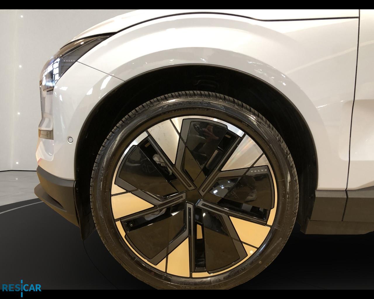 VOLVO EX30 TWIN MOTOR PERFORMANCE ULTRA