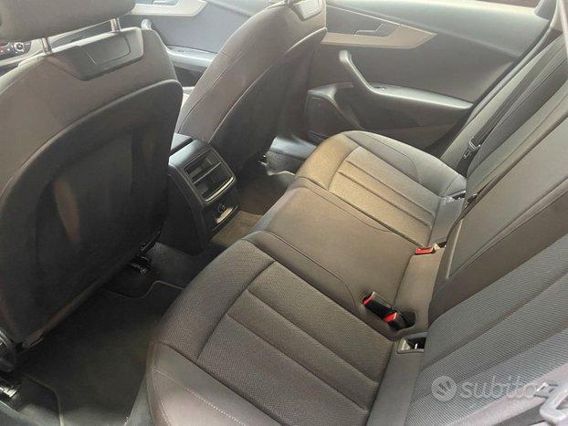 Audi A4 UNICO PROPRIETARIO - TAGLIANDI CERTIFICATI