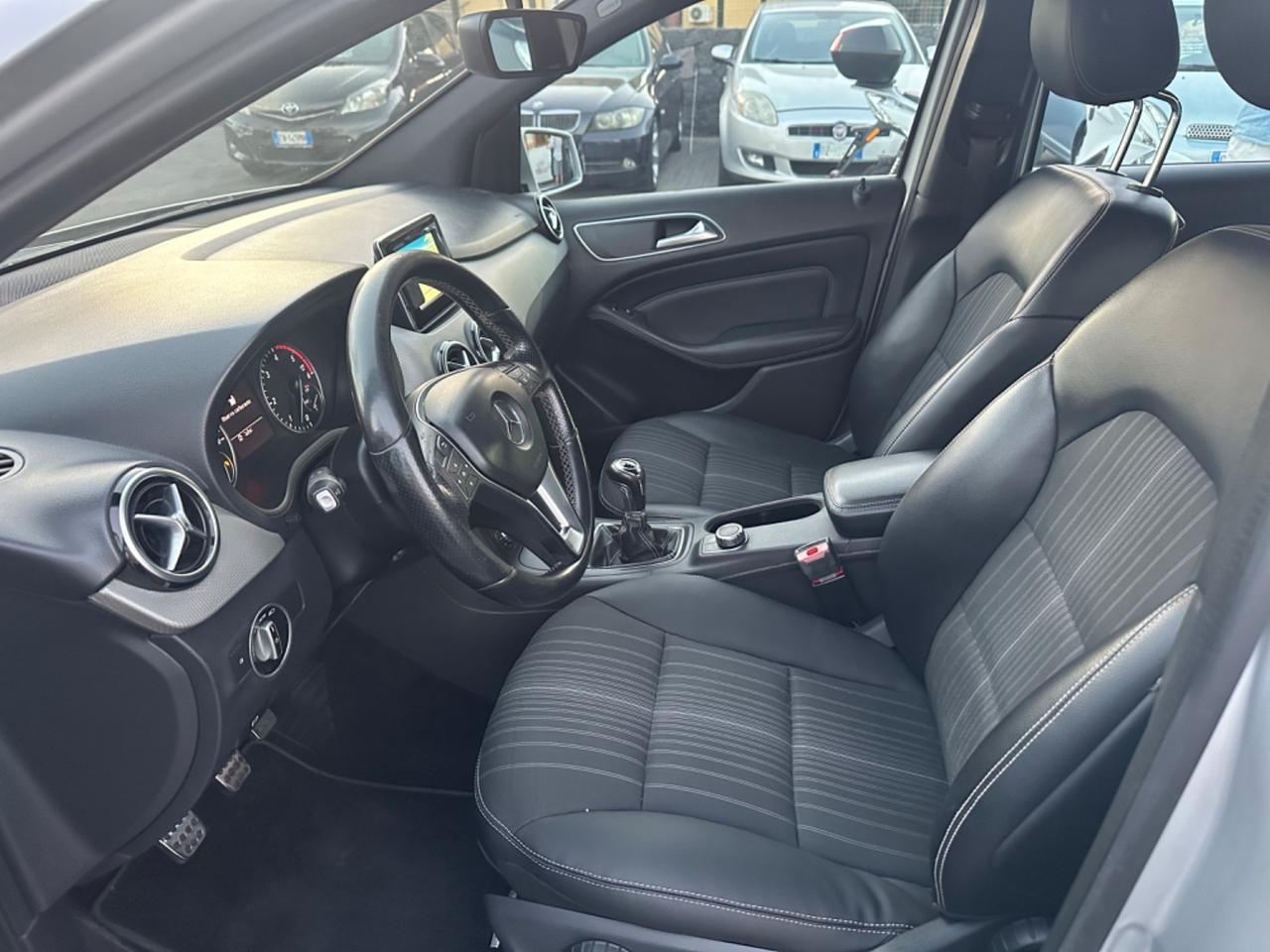 Mercedes-benz B 180 motore Mercedes CDI Premium
