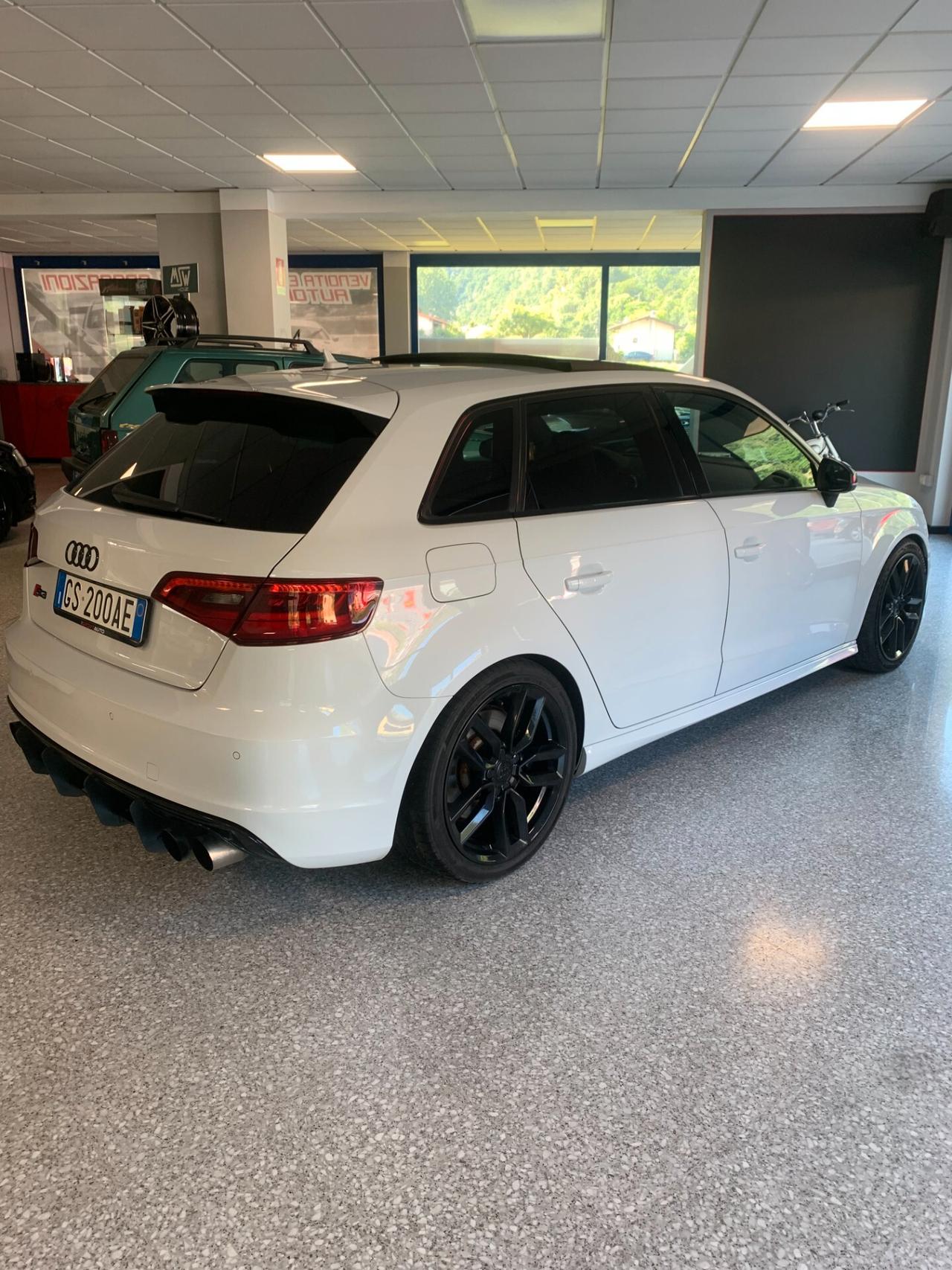 Audi A3 S3 2.0 TFSI quattro S tronic