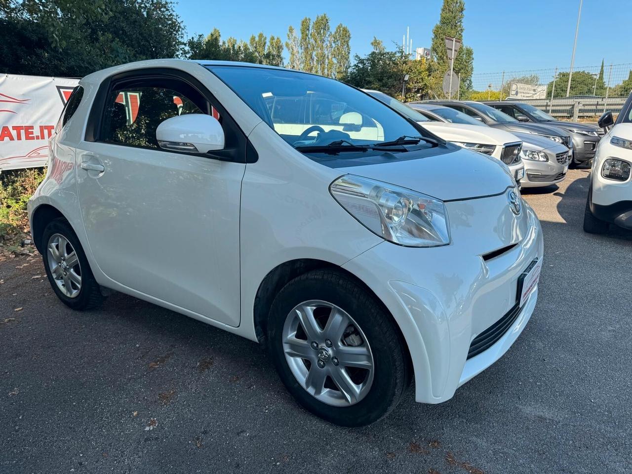Toyota iQ 1.0 Sol