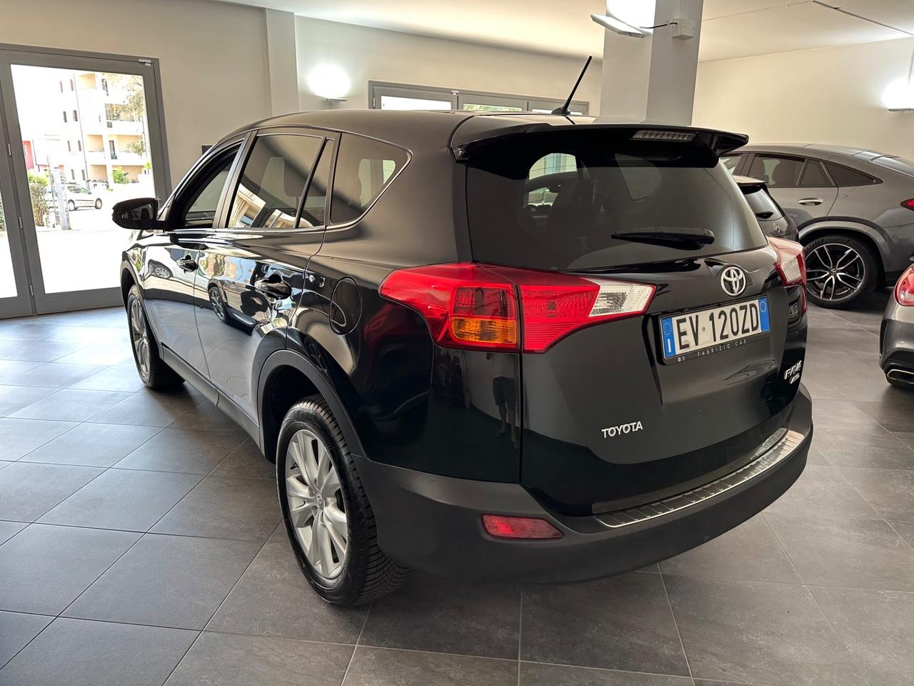 Toyota RAV 4 RAV4 2.2 D-4D 4WD Lounge