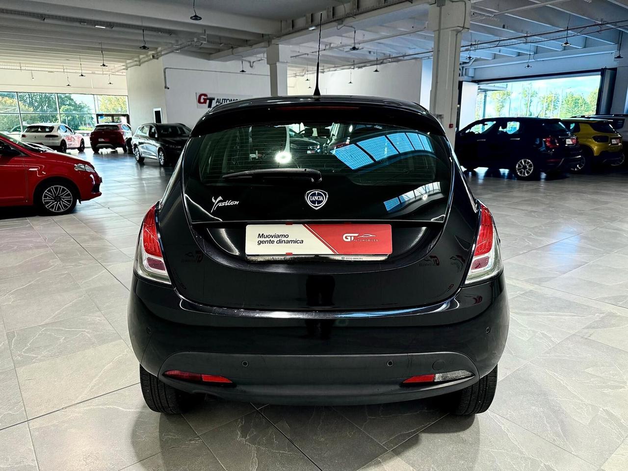 Lancia Ypsilon 0.9 TwinAir 85 CV 5 porte Metano Ecochic Gold