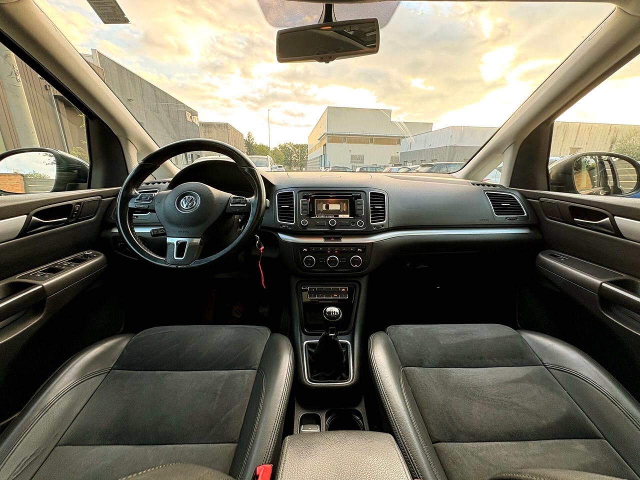 VW SHARAN 2.0D 6m-7POSTI-Pelle,Tetto-2014