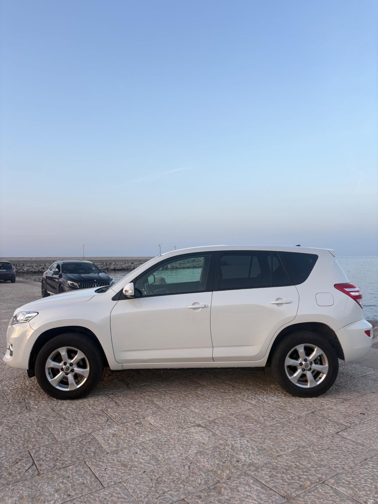 Toyota RAV4 2.2 D-4D 150 CV UNICA PROPRIETARIA