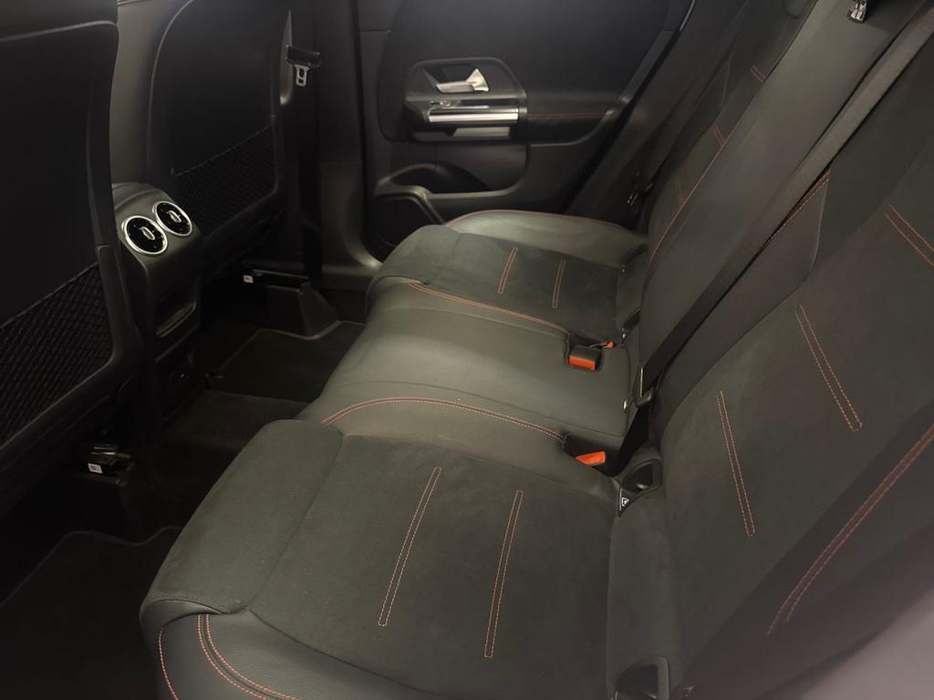 Mercedes GLA 200 200 D Premium 8G-DCT