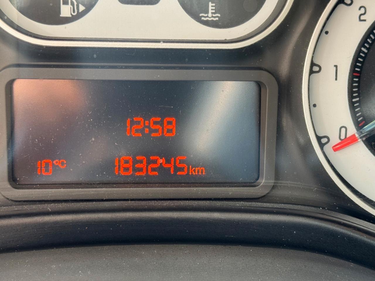 FIAT 500L TREKKING 1.6 MJ 120 CV. PERFETTA