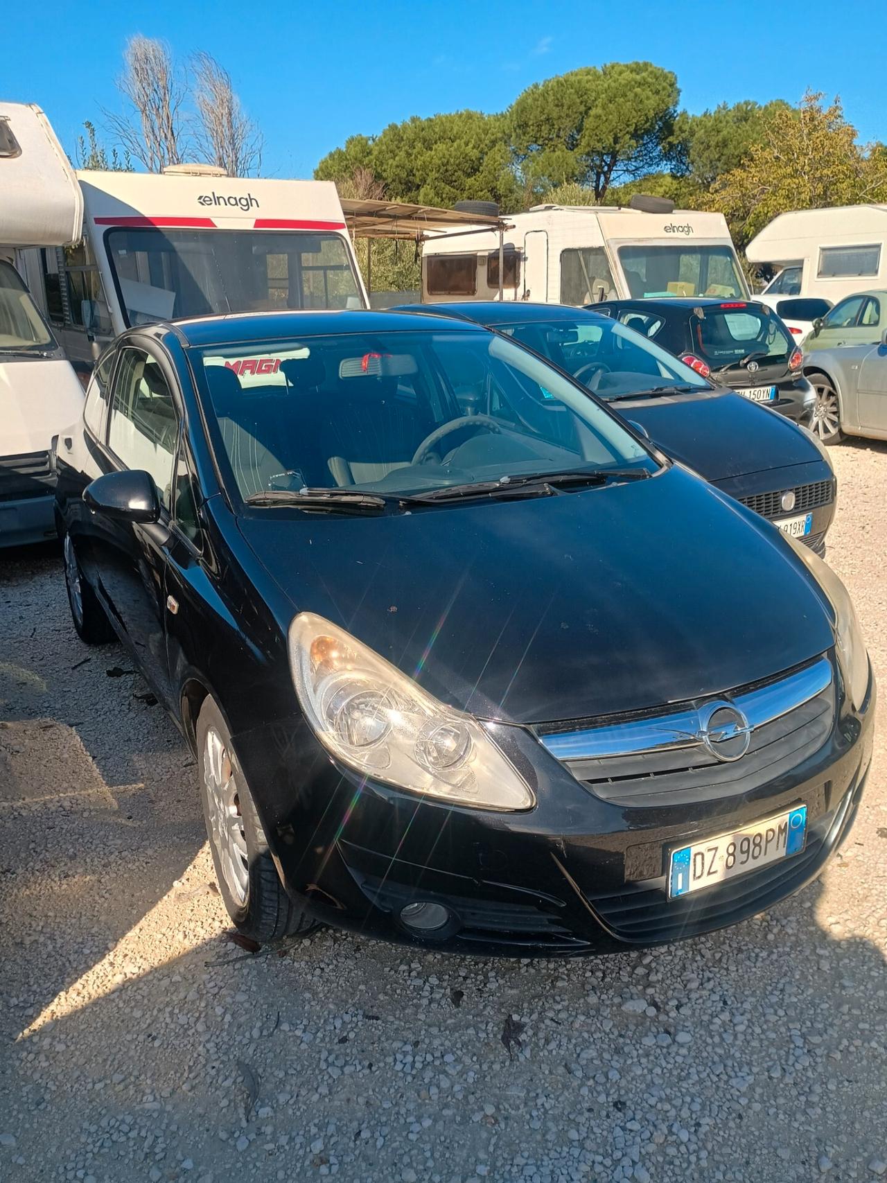 Opel Corsa 1.2 80CV 3 porte GPL-TECH Club