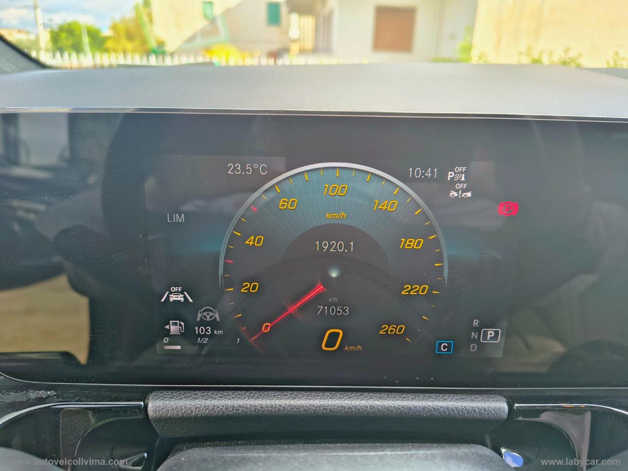 MERCEDES-BENZ GLA 200 d Automatic Sport Plus INTERNO PELLE