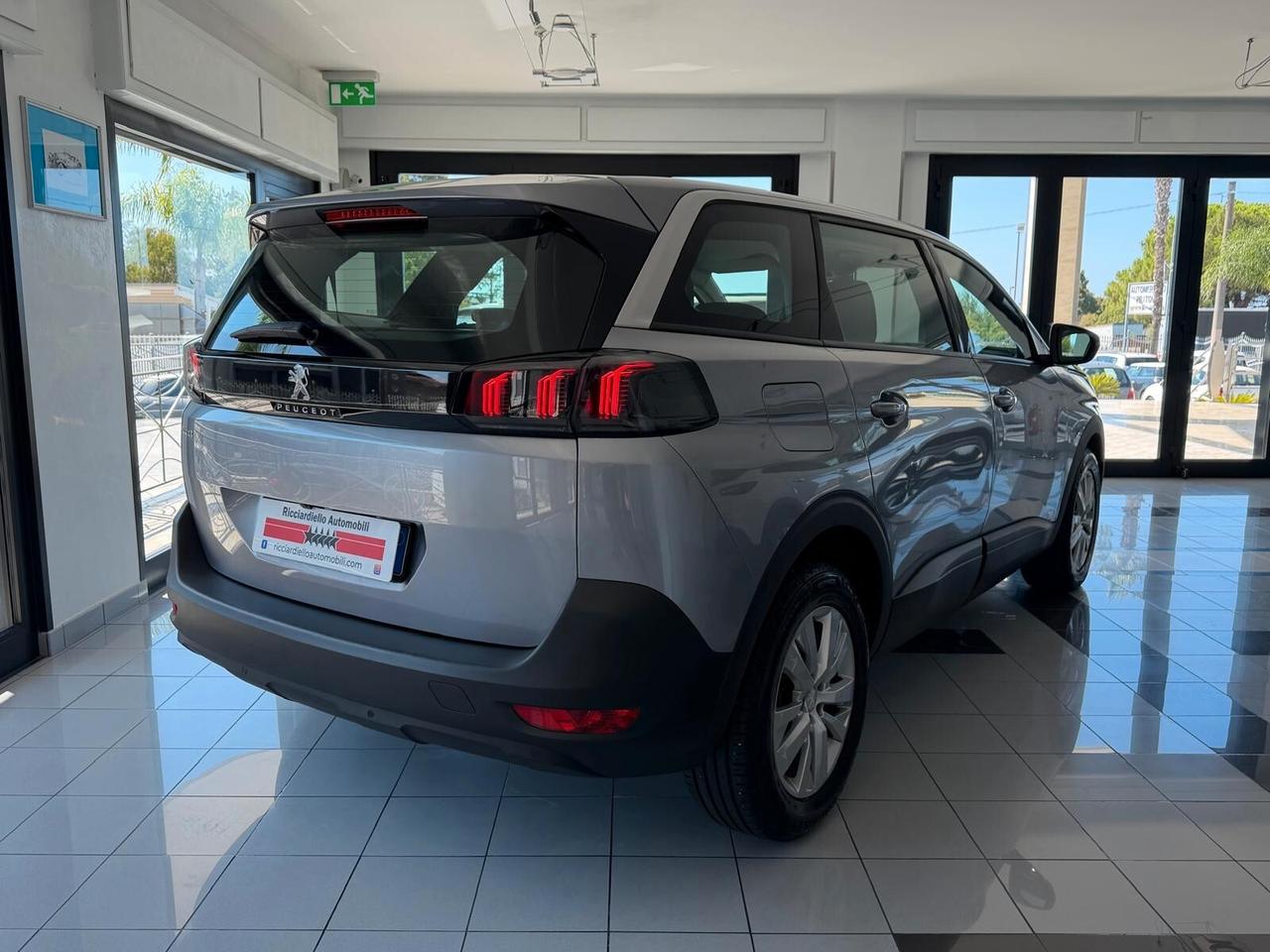 Peugeot 5008 1.5 BlueHDi 130 EAT8 Business 7 POSTI