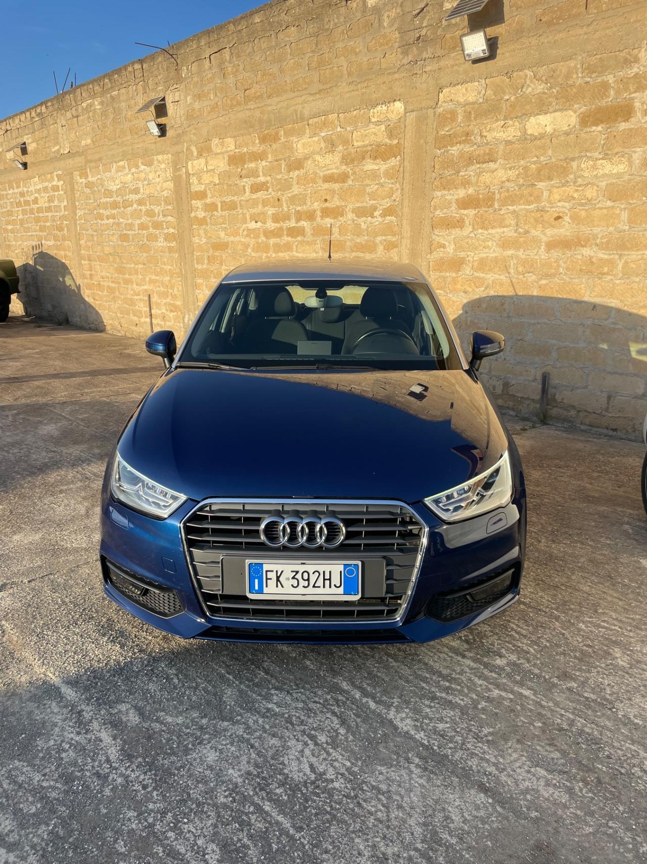 Audi A1 SPB 1.6 TDI 116 CV Admired