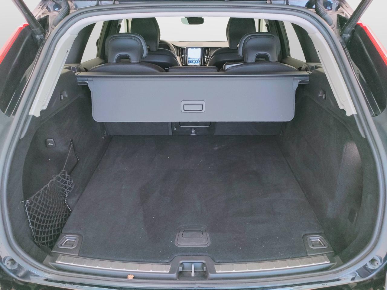 VOLVO XC60 II 2022 - XC60 2.0 b4 Core awd auto