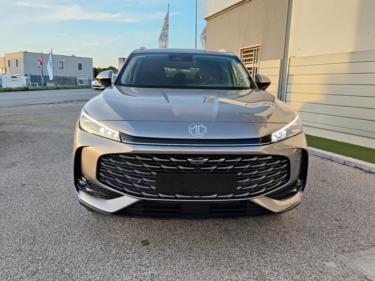 NUOVA Mg HS COMFORT HYBRID +