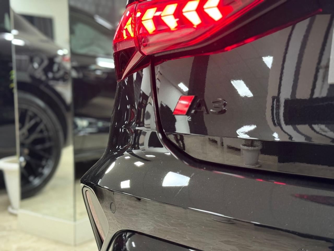 NUOVA Audi A3 SPB 35 TDI - S LINE - TETTO KM 0