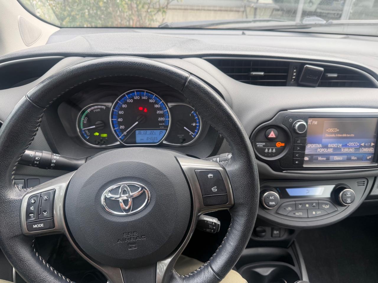 Toyota Yaris 1.5 Hybrid 5 porte Premiere