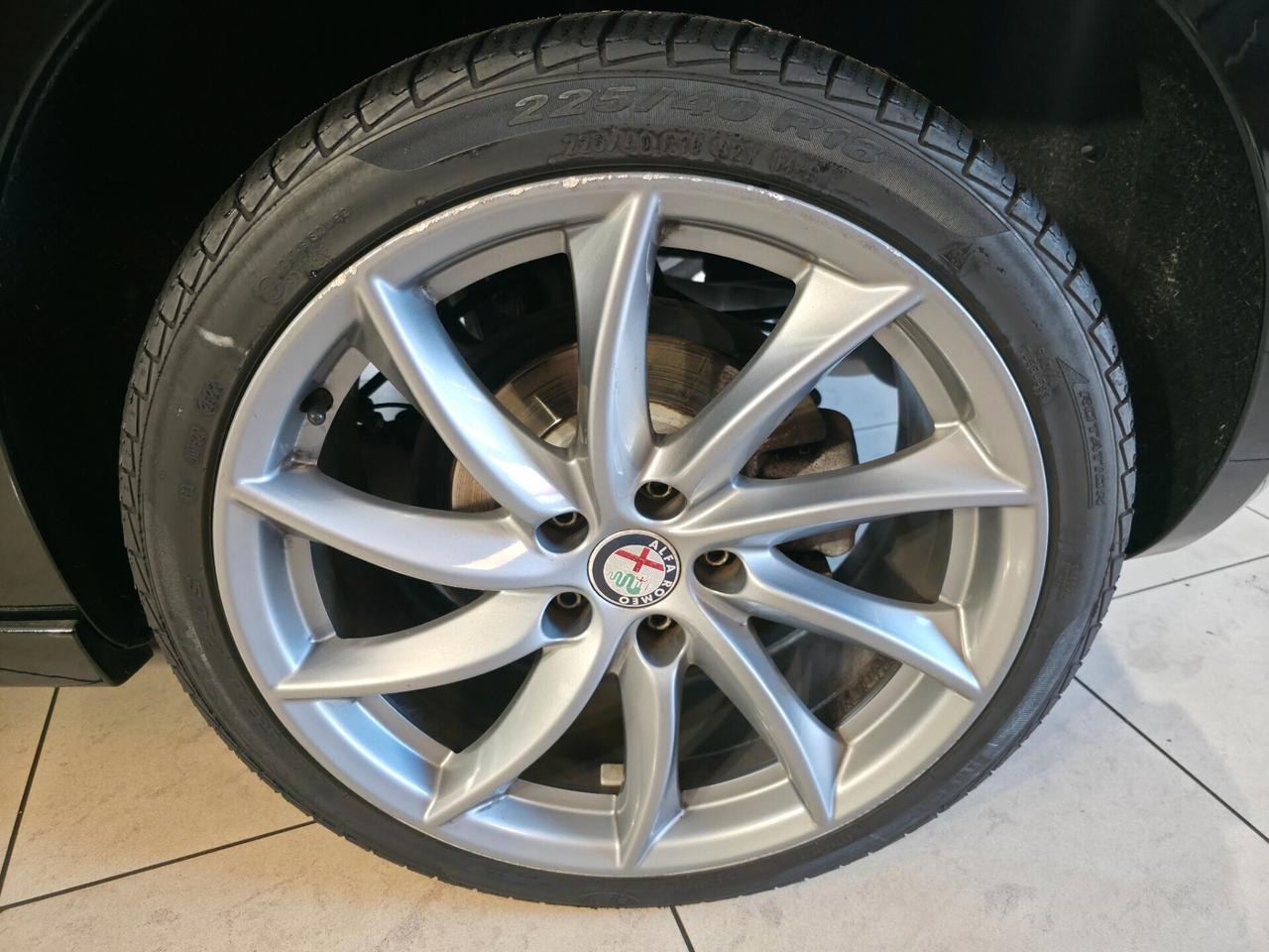 Alfa Romeo Giulietta 1.6 JTDm TCT 120 CV Super