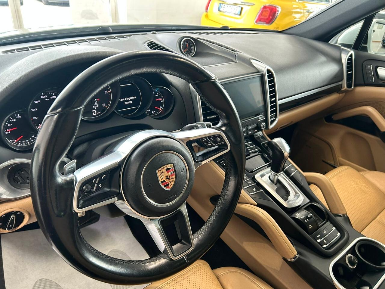 Porsche Cayenne 3.0 DIESEL PLATINUM EDITION 262CV 2017