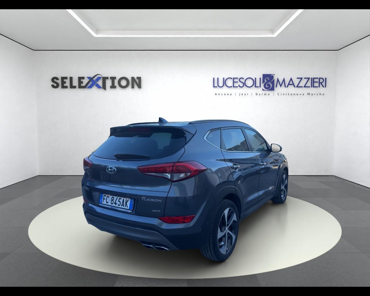 HYUNDAI Tucson 2ª serie - Tucson 2.0 CRDi 4WD aut. XPossible