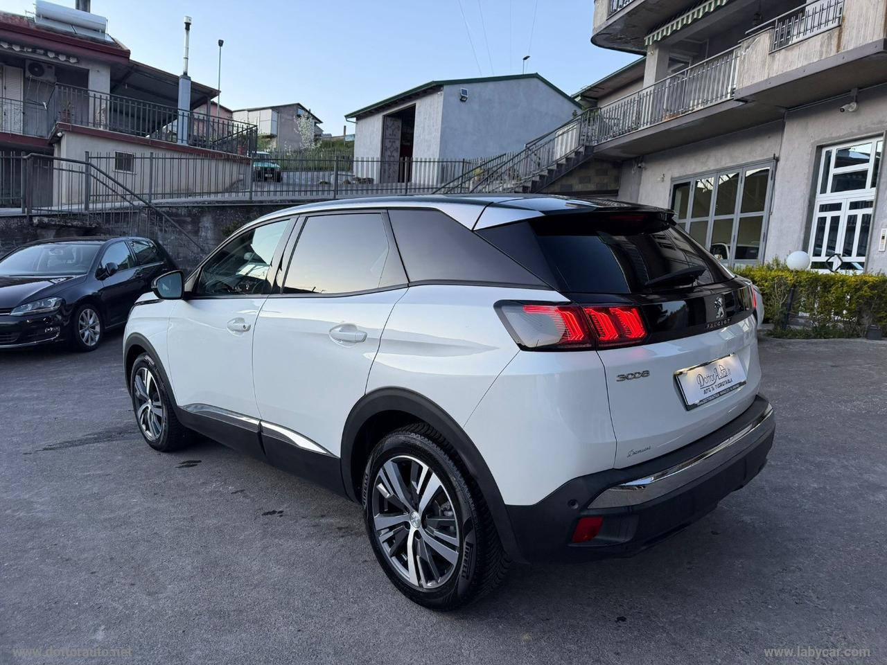 PEUGEOT 3008 BlueHDi 130 S&S Allure Pack