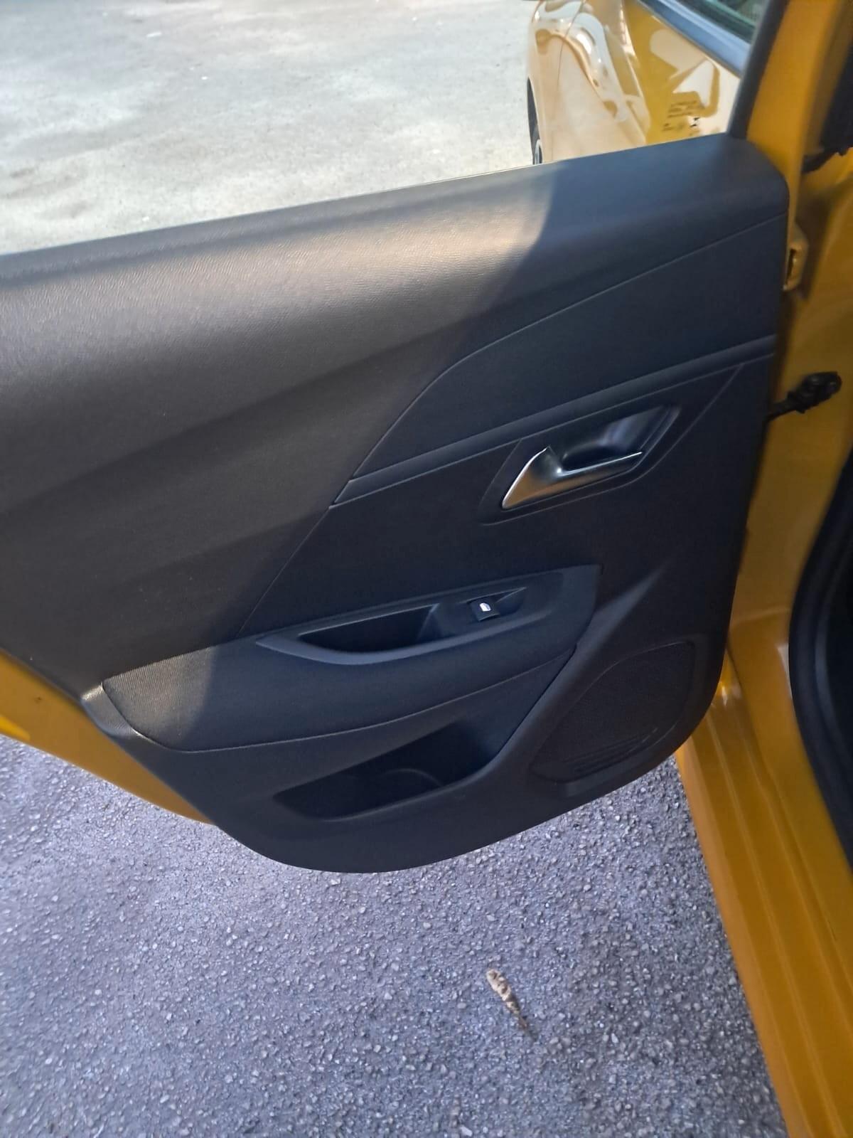 Peugeot 208 BlueHDi 100 Stop&Start 5 porte