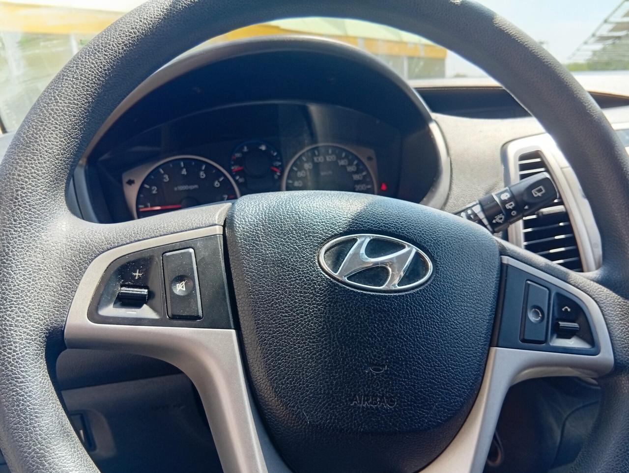 Hyundai i20 1.2 3p. Comfort