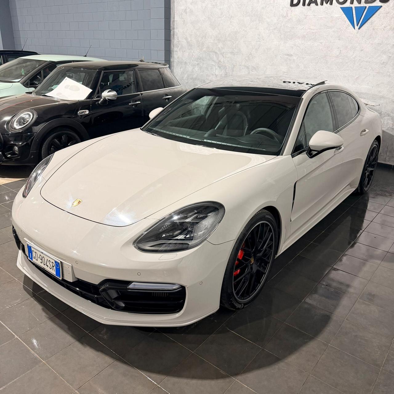 Porsche Panamera 4.0 GTS CHRONO