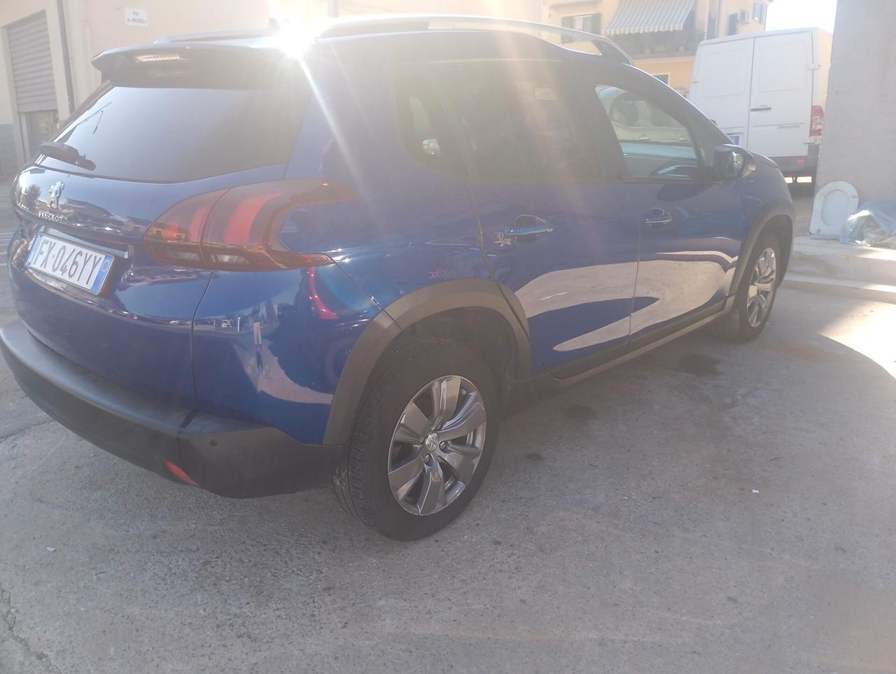 Peugeot 2008 BlueHDi 100 S&S Allure