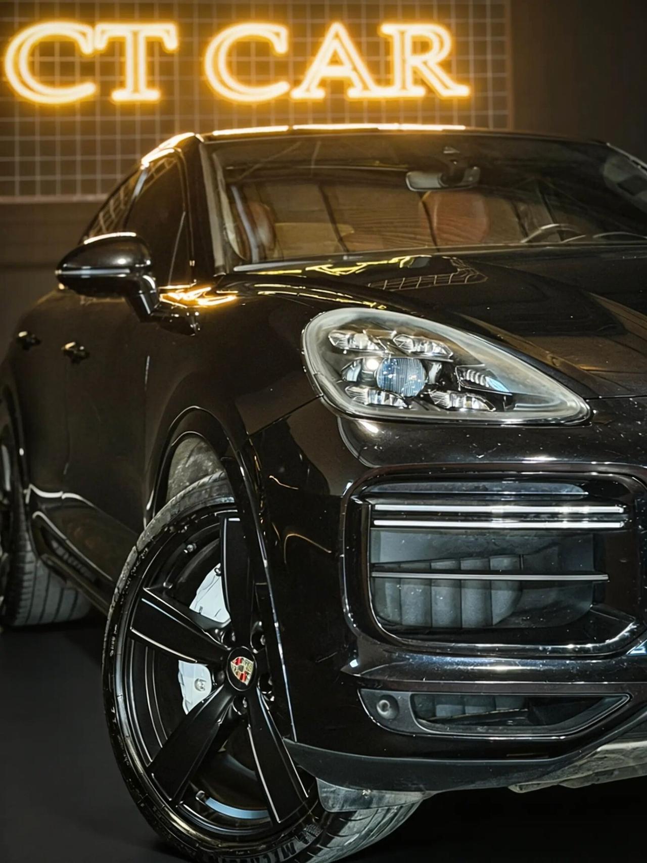 Porsche Cayenne Coupé 4.0 V8 Turbo