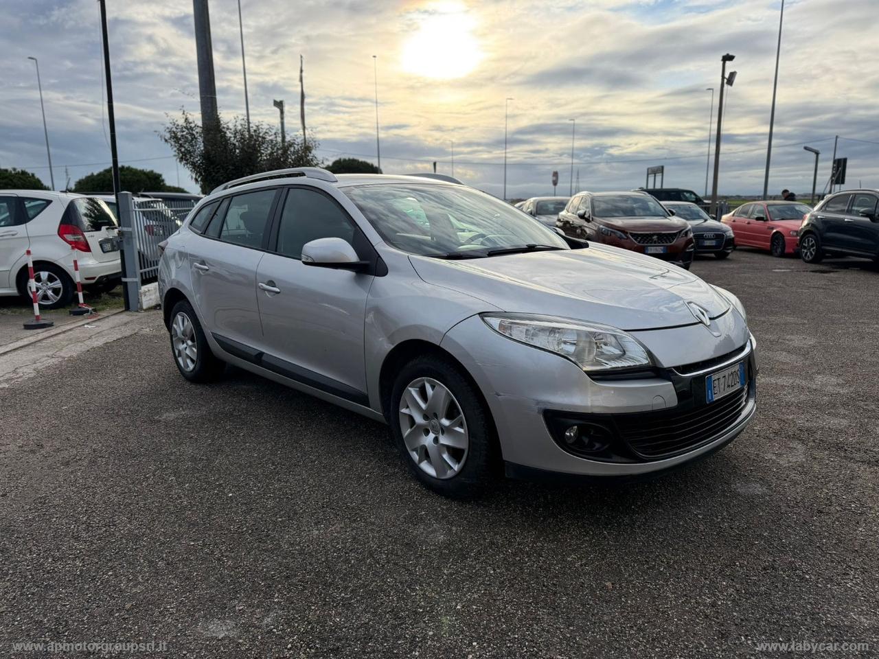 RENAULT Mégane 1.5 dCi 110 CV SporTour DYNAMIQUE