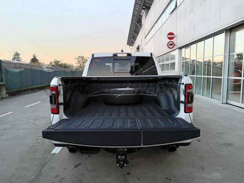 Dodge RAM LARAMIE RAM Crew Cab 4x4 Laramie Black