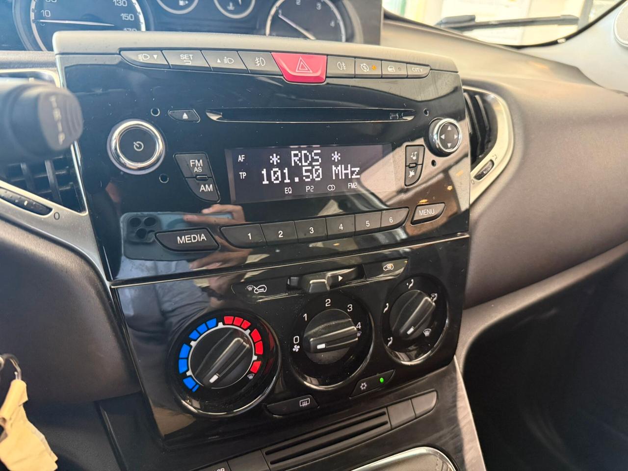 Lancia Ypsilon 1.3 MJT 16V 95 CV 5 porte S&S Platinum