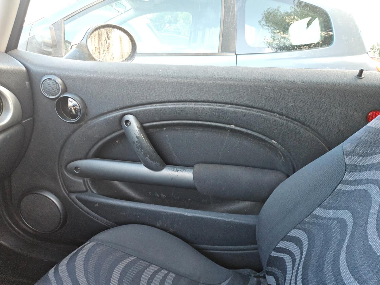 Mini 1.4 tdi One D de luxe kw 55 cv 75