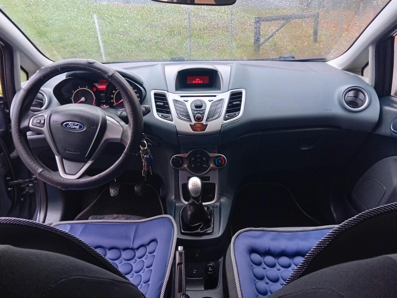 Ford Fiesta 1.4 5 porte Bz.- GPL Titanium