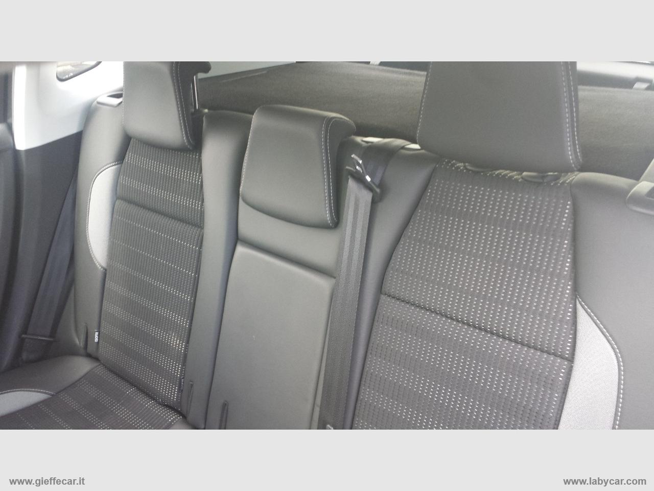 PEUGEOT 2008 BlueHDi 100 S&S Allure NAVI SAT