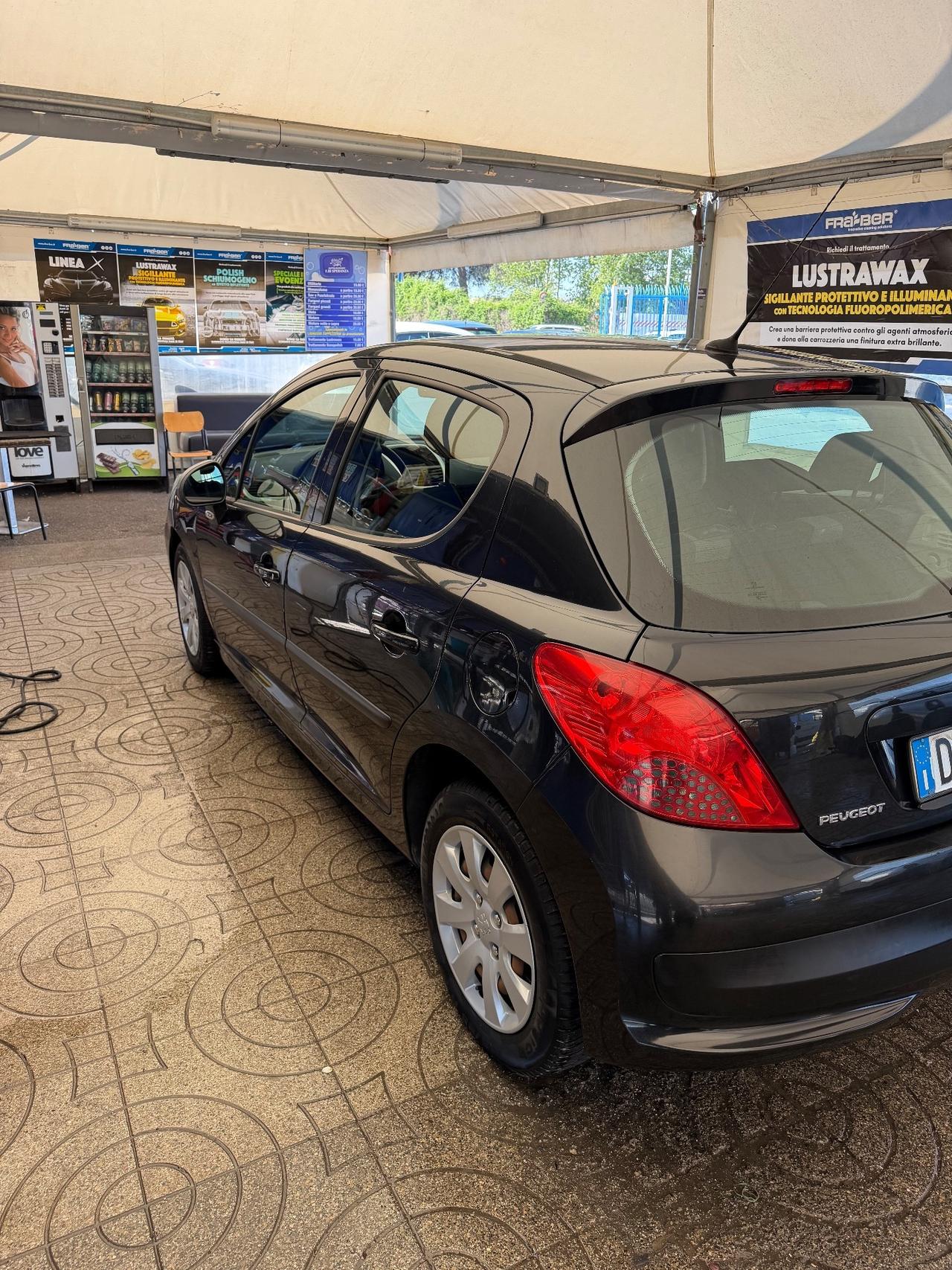 Peugeot 207 1.4 8V 75CV 5p. Energie Sport ECO GPL