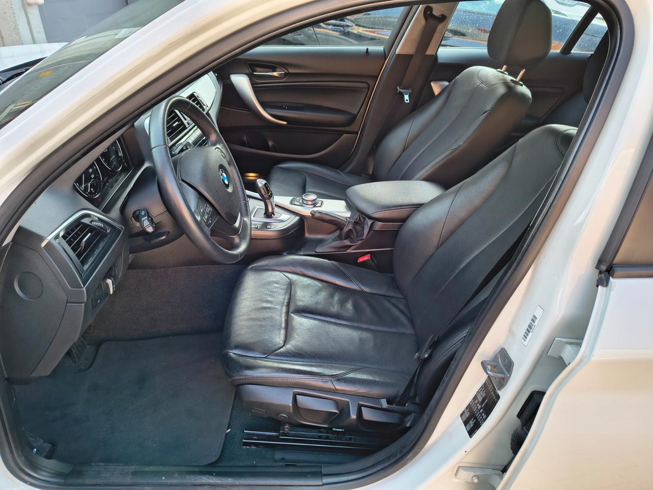 Bmw 120 120i 5p. Advantage