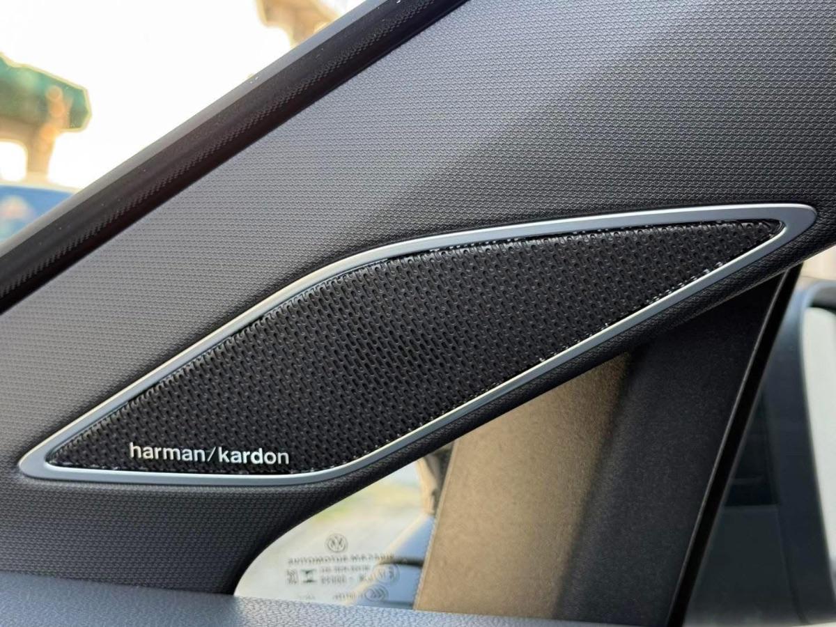 Volkswagen Golf 8 GTI 2.0 TSI 245 CV