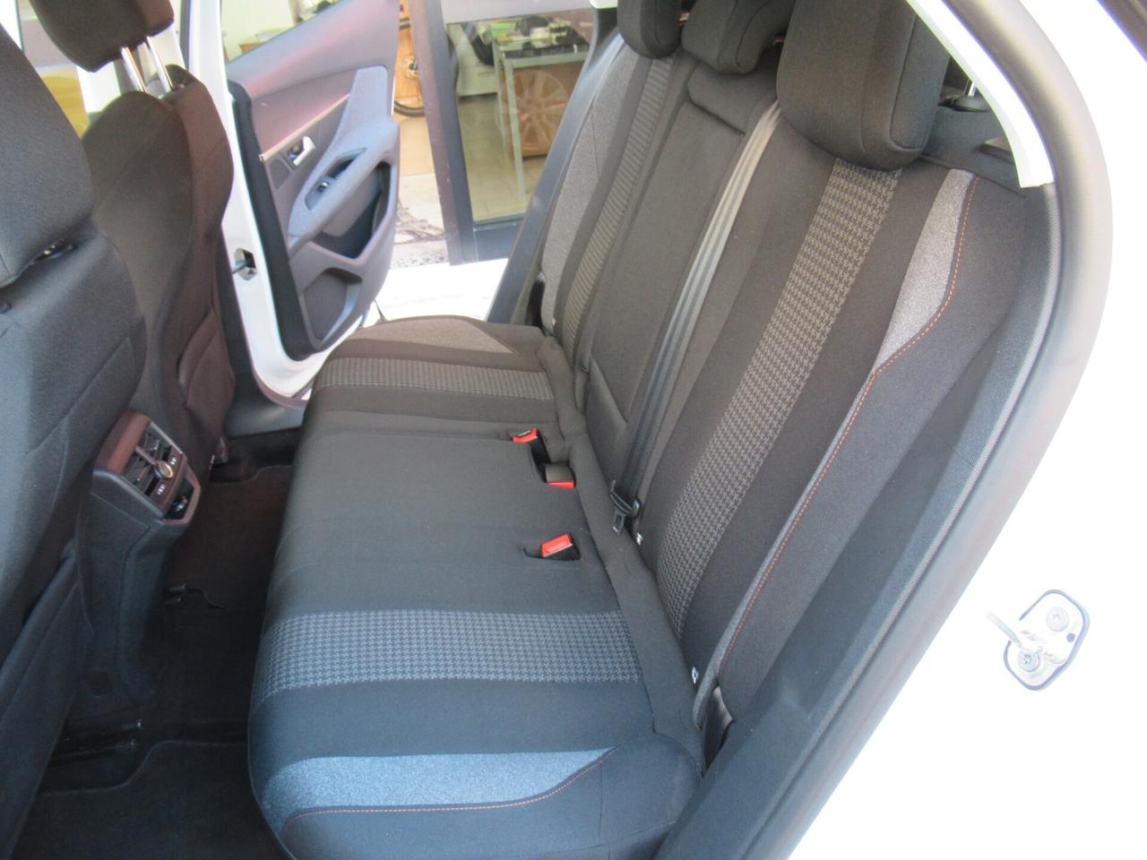 Peugeot 3008 BlueHDi 130 S&S Allure VIRTUAL COKPIT